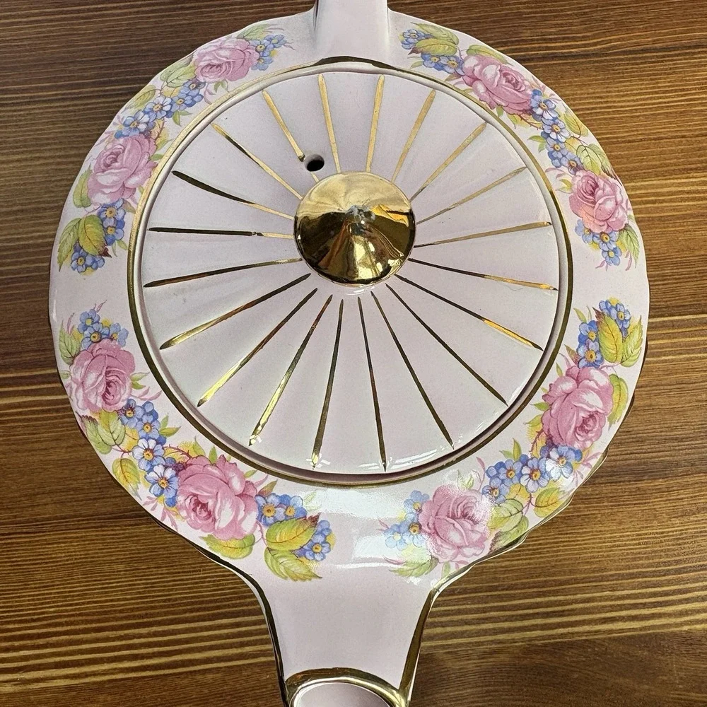 Sadler beautiful teapot